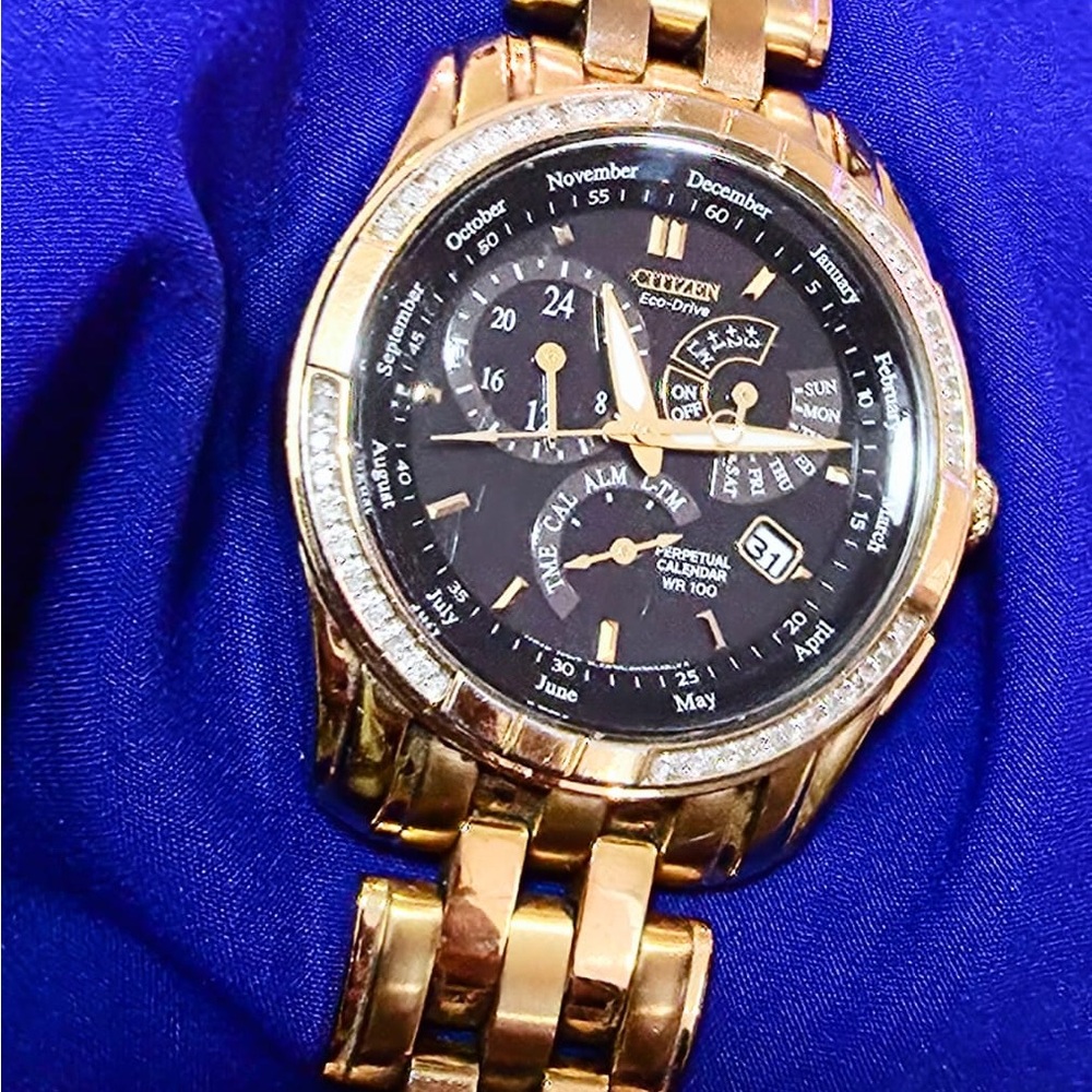 Citizen Corso Eco-Drive Perpetual Calendar Gold Tone Diamond Bezel Mens Watch - Picture 9 of 9